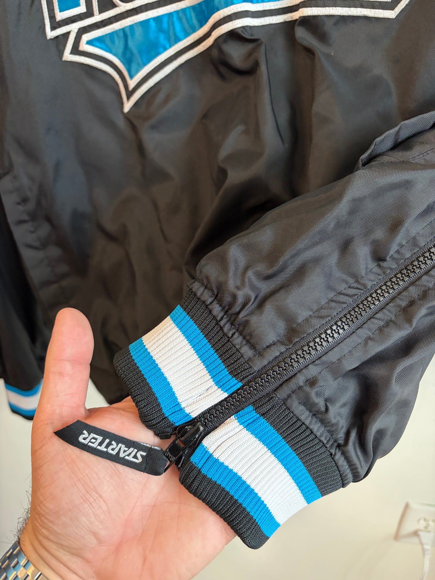 90s Carolina Panthers Starter Rare Embroidered Windbreaker (M)