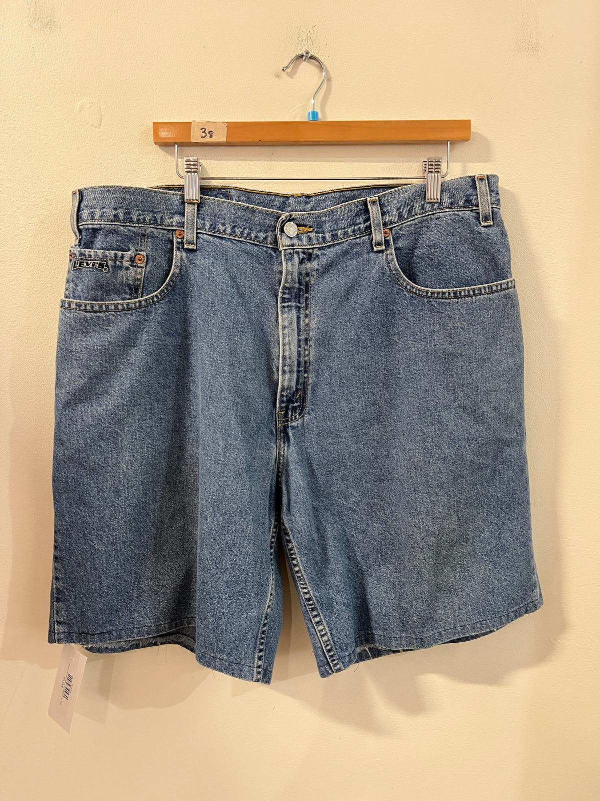 1998 Levi's Baggy Fit Jean Shorts (38)
