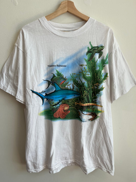 1988 Nassau Bahamas Ocean Nature Graphic Tee (XL)