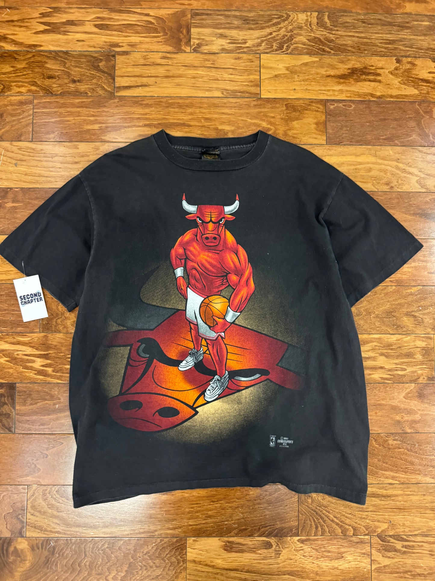 1997 Chicago Bulls "Benny The Bull" Faded Mascot Cartoon Tee (XL)
