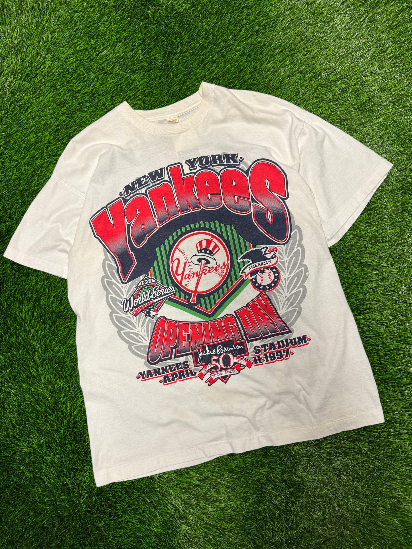 1997 New York Yankees Opening Day Uncle Sam Vintage Jackie Robinson 50th MLB Tee (XL)