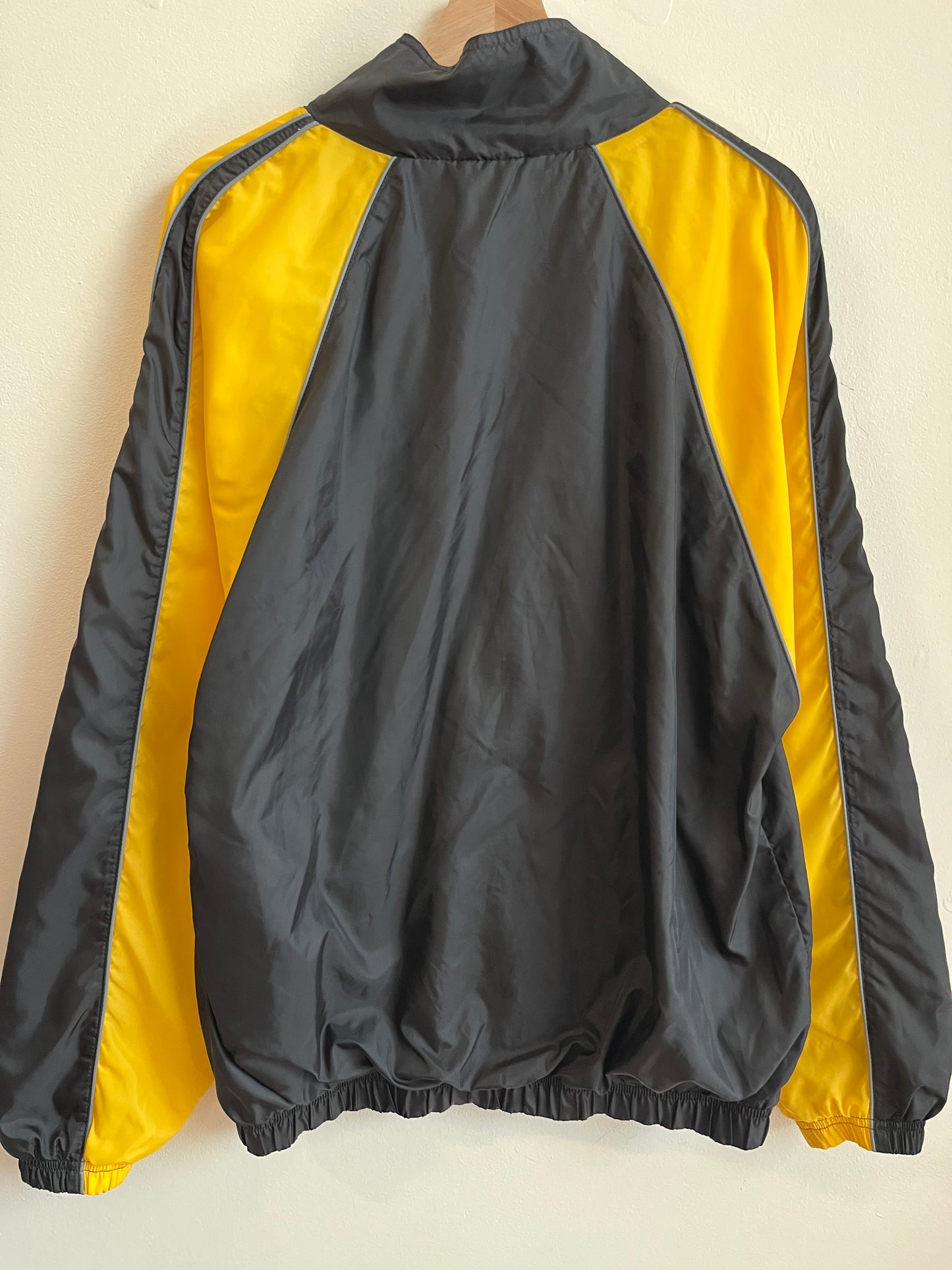 00s Reebok Yellow/Black Essential Windbreaker (M)