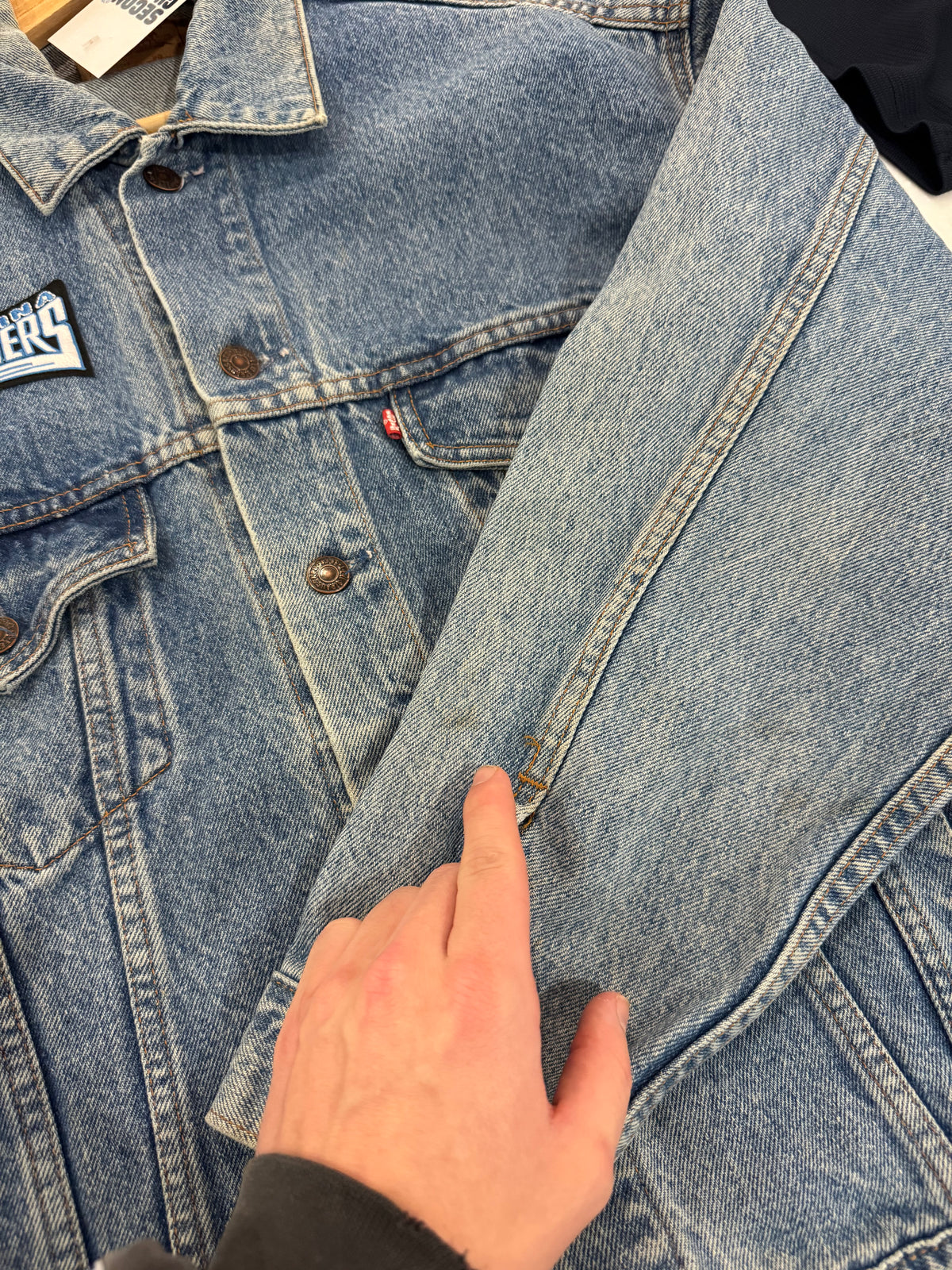 90s Carolina Panthers Light Washed Custom Levi Jacket (L)