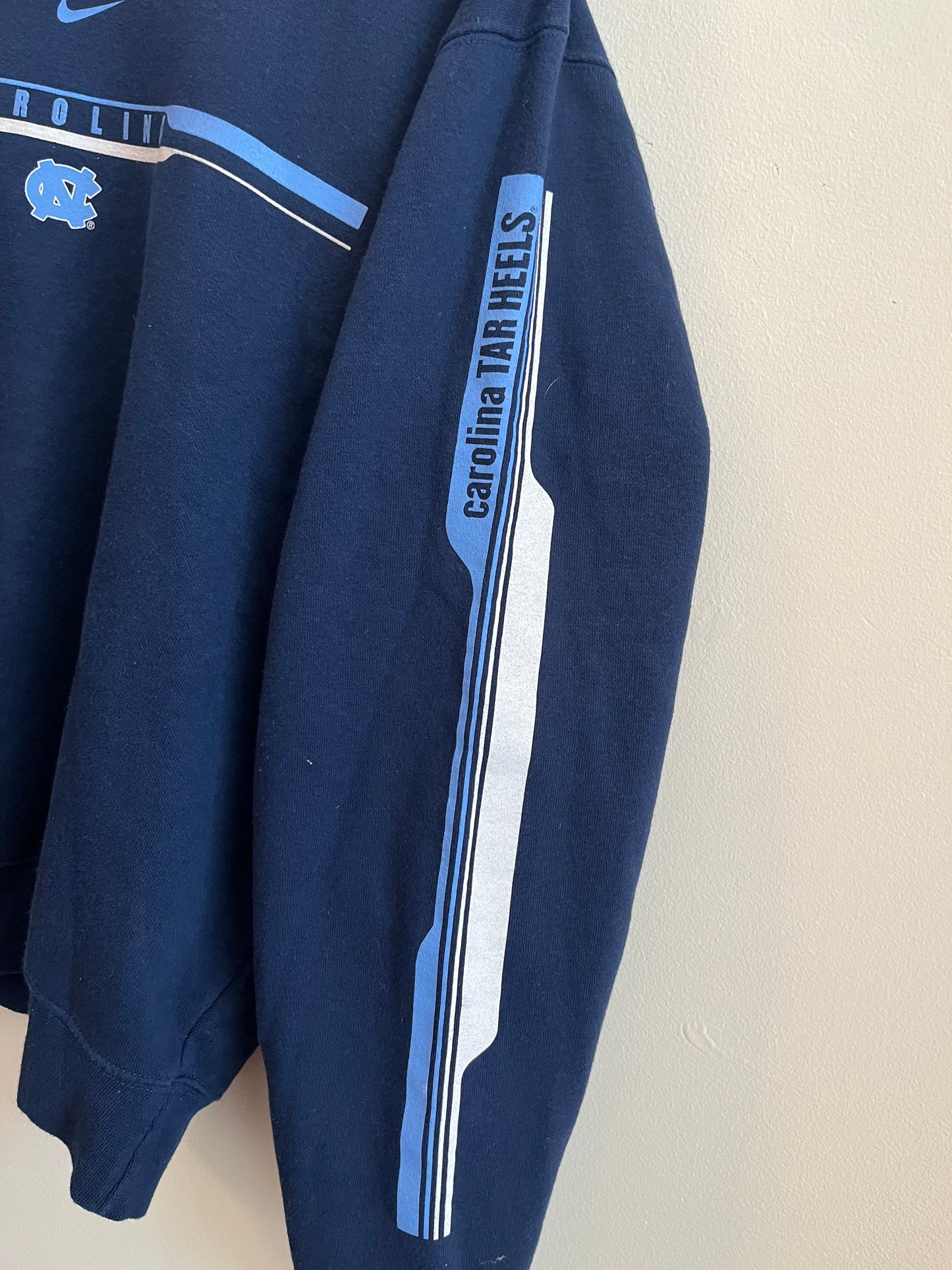 00s UNC Nike Center Swoosh Essential Crewneck (M)