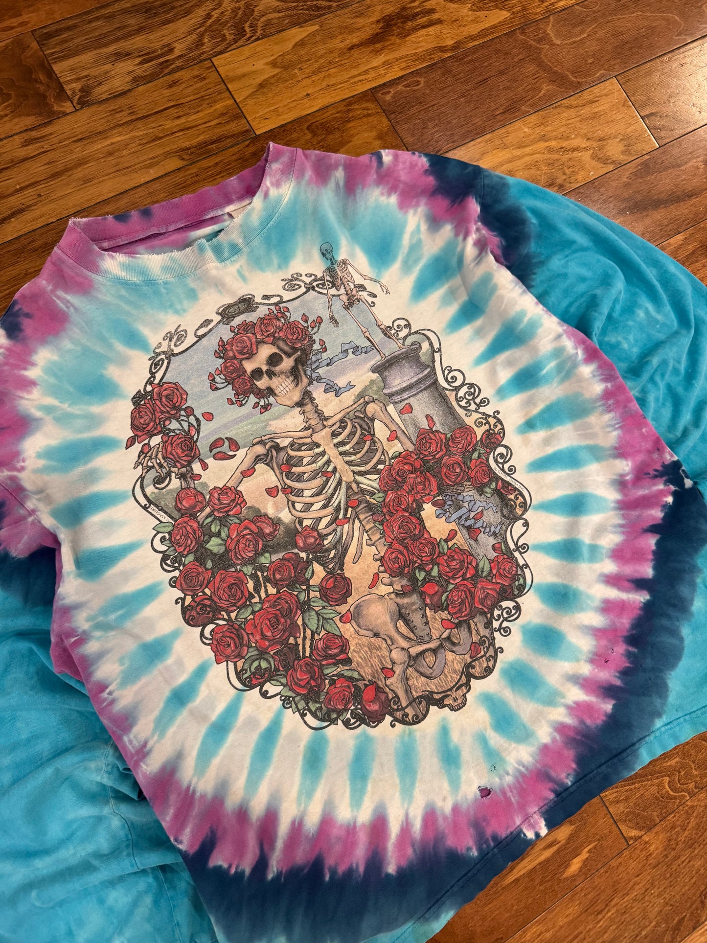 1995 Grateful Dead "Skeleton & Roses" Vintage Band Tie Dye Long Sleeve (XL)