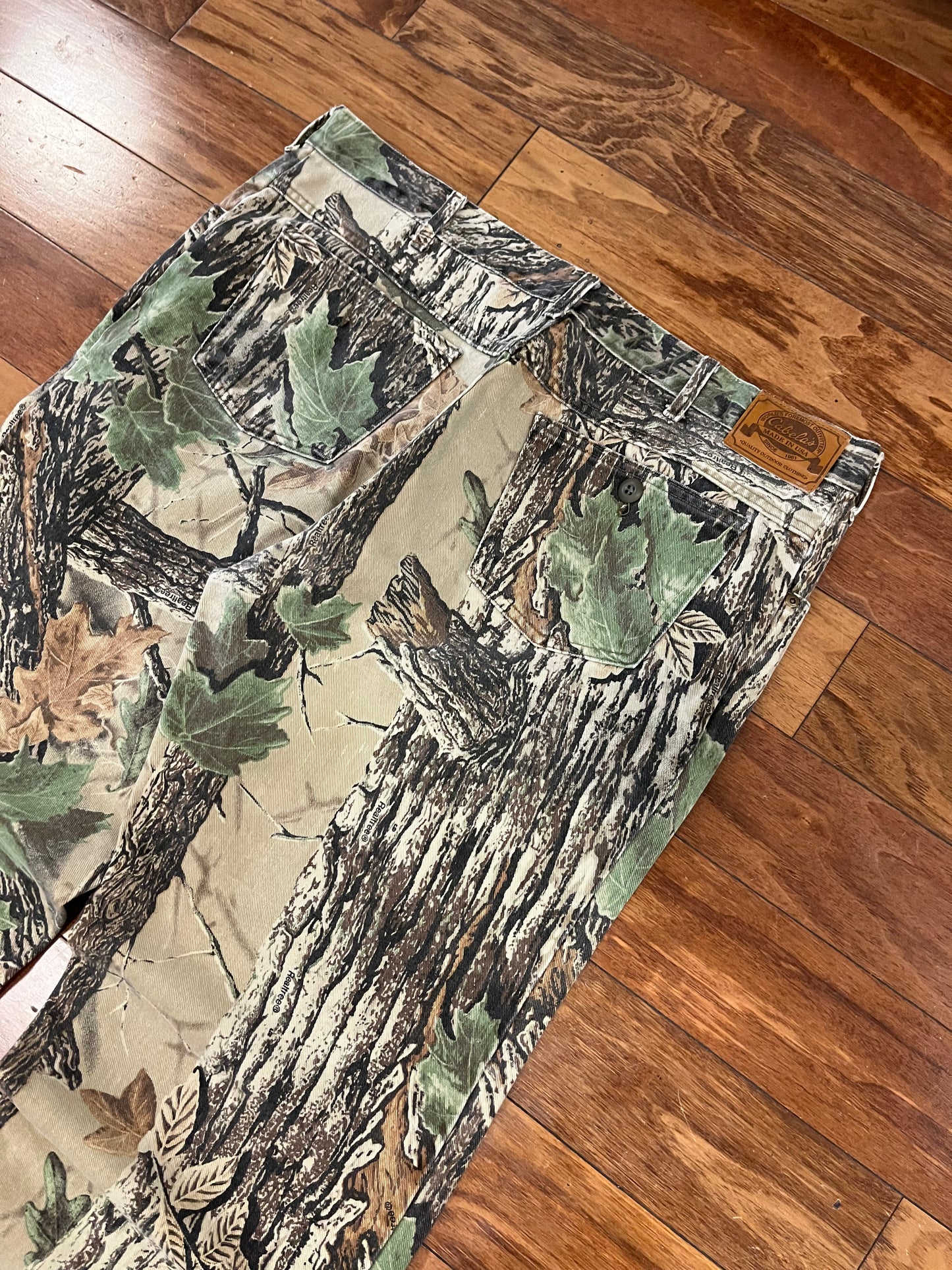 00s Cabela's Camo Pants (40 x 30)