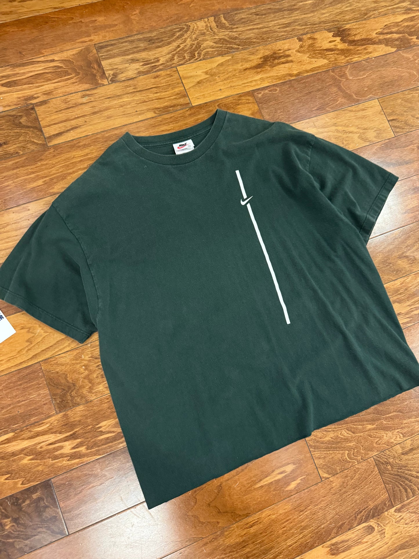 90s Nike Athletics Vintage Cropped Tee (XL)