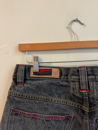 00s Esco Duns Baggy Black Shorts (34)