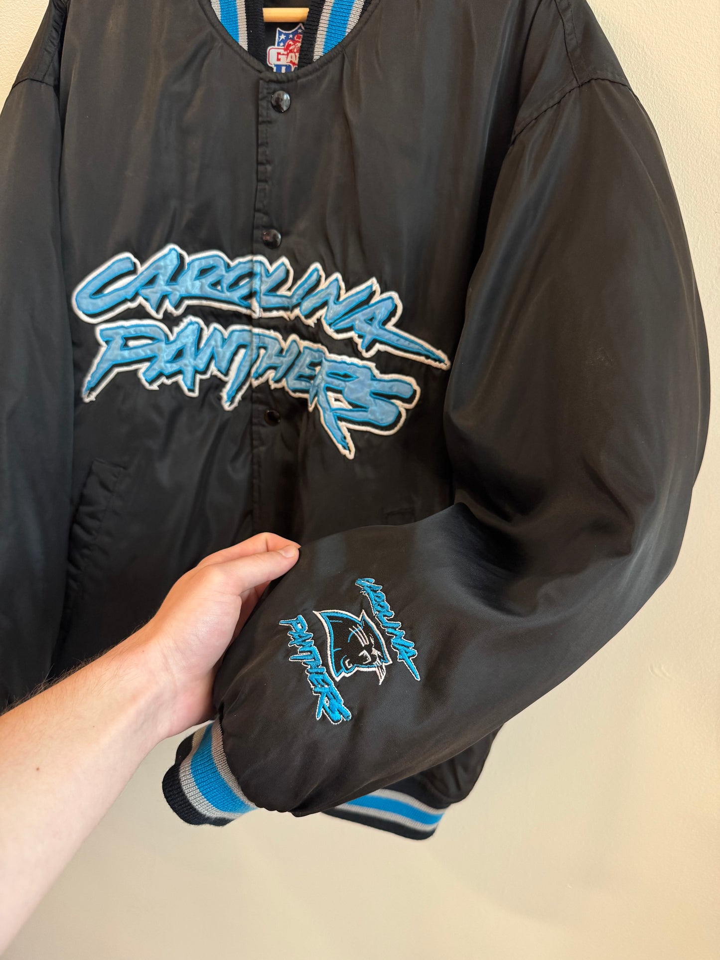 00s Carolina Panthers Cat Scratch Embroidered Game Day Jacket (M)