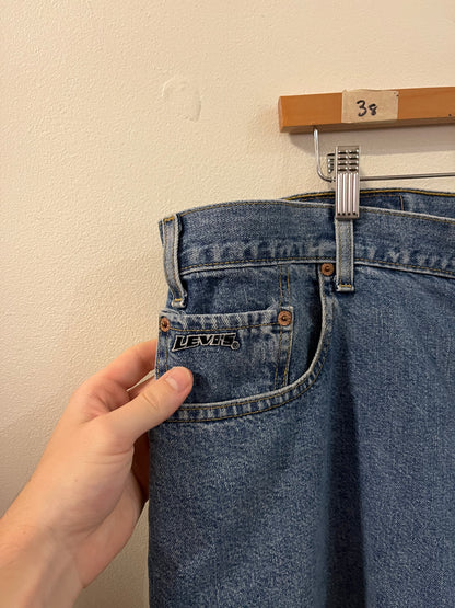 1998 Levi's Baggy Fit Jean Shorts (38)