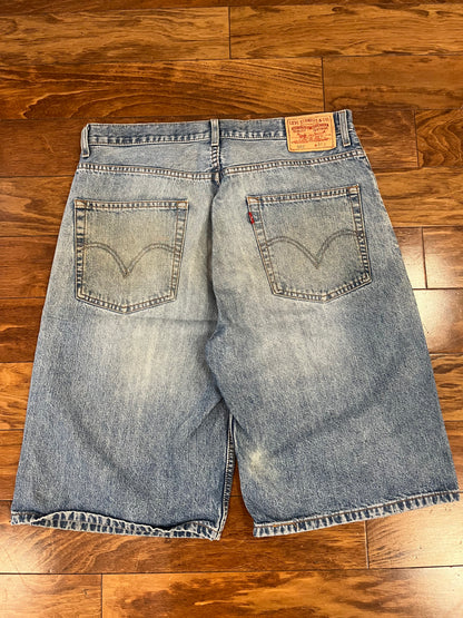 2009 Levi's 569 Baggy Shorts (34)