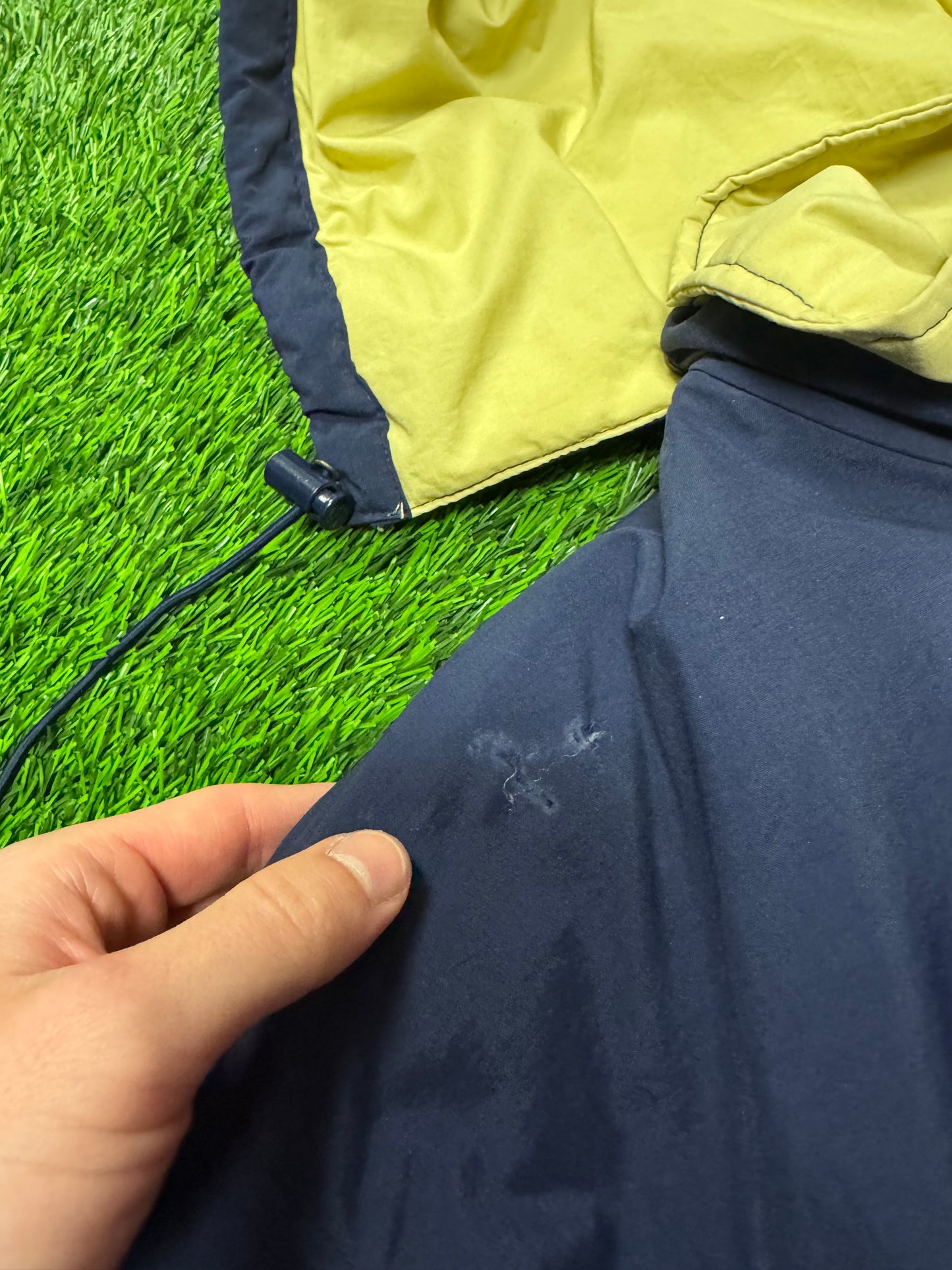 90s University of Notre Dame Vintage Champion Puffer Jacket (L)