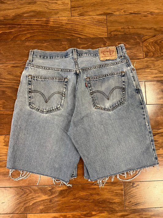 00s Levi's 560 Blue Shorts (34)