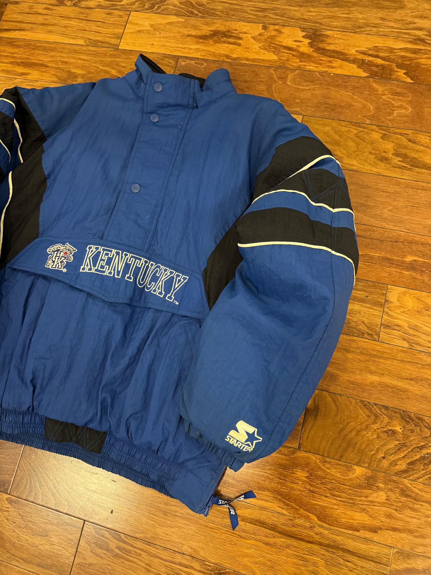 90s University of Kentucky Vintage Starter Puffer Jacket (XL)