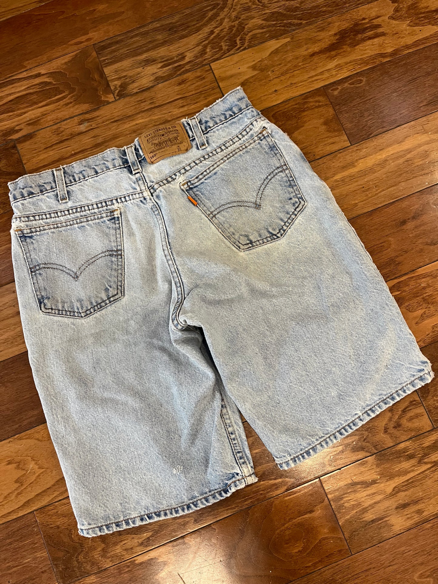 1995 Levi's 550 Orange Tab Shorts (32)