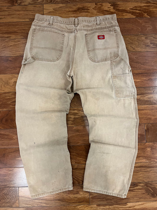 00s Dickies Tan Workwear Carpenter Stained Pants (38 x 32)