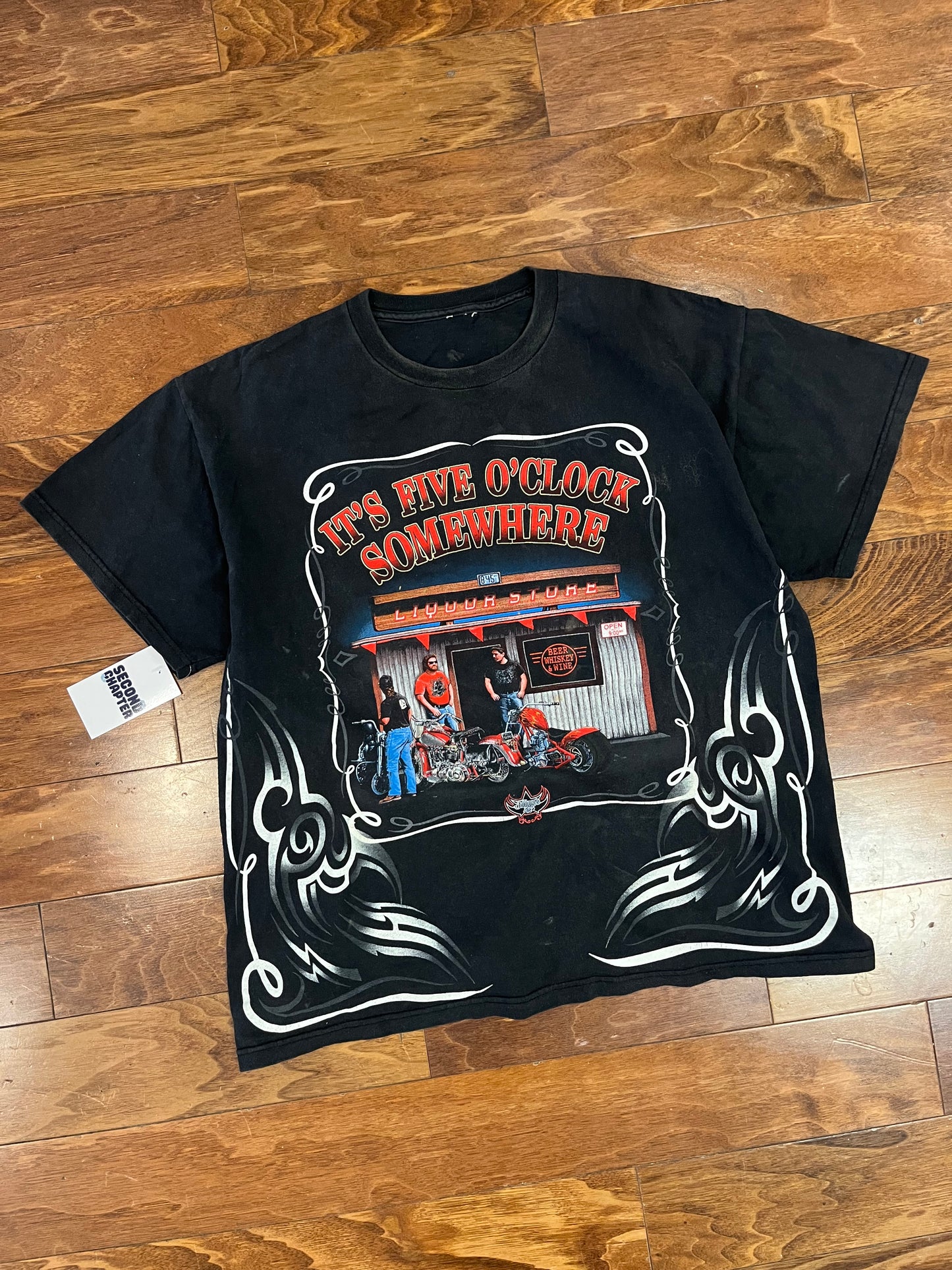 00s Johnny’s "It's 5 O'Clock Somwhere" AOP Graphic Tee (L)