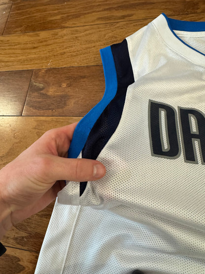 00s Mavericks Steve Nash Reebok Away Jersey (L)