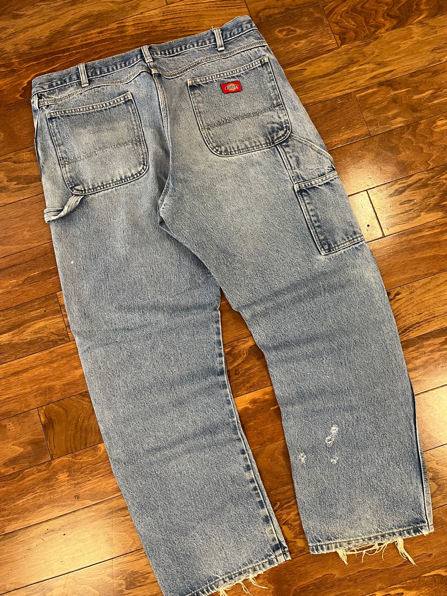 00s Dickies Distressed Carpenter Jeans (38 x 32)