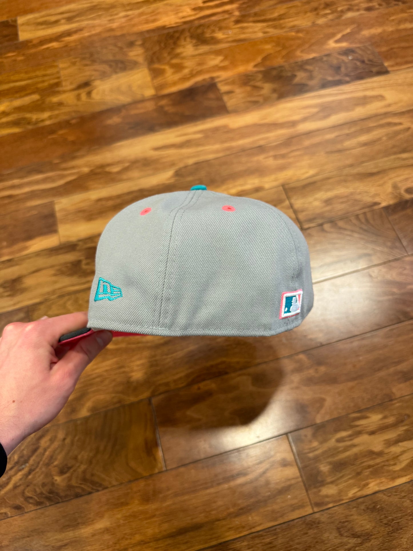New York Yankees Subway Series Grey/Pink Fitted Hat (7 1/8)