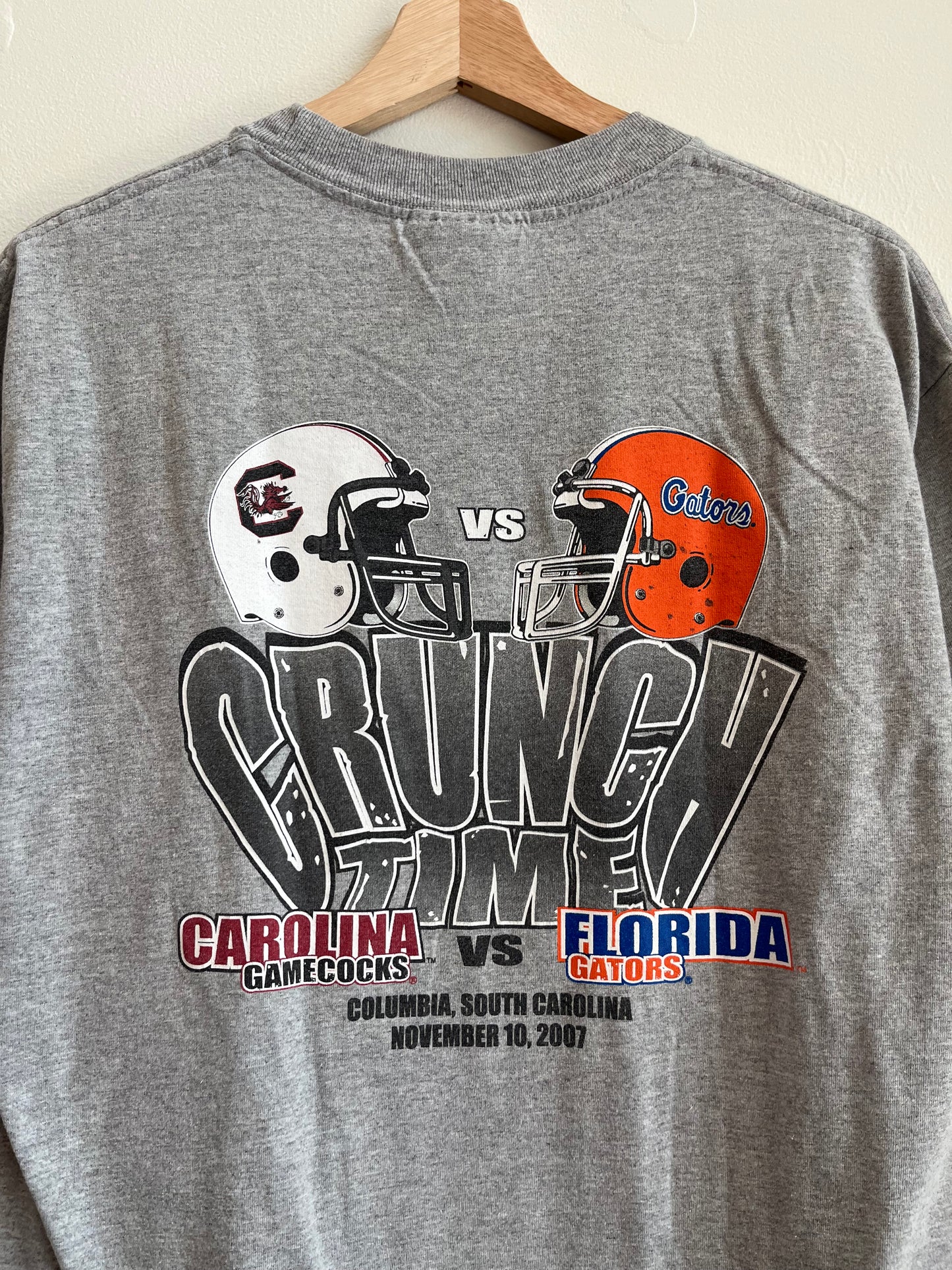 2007 USC Gamecocks vs Florida Gators NCAA Football Tee (L)