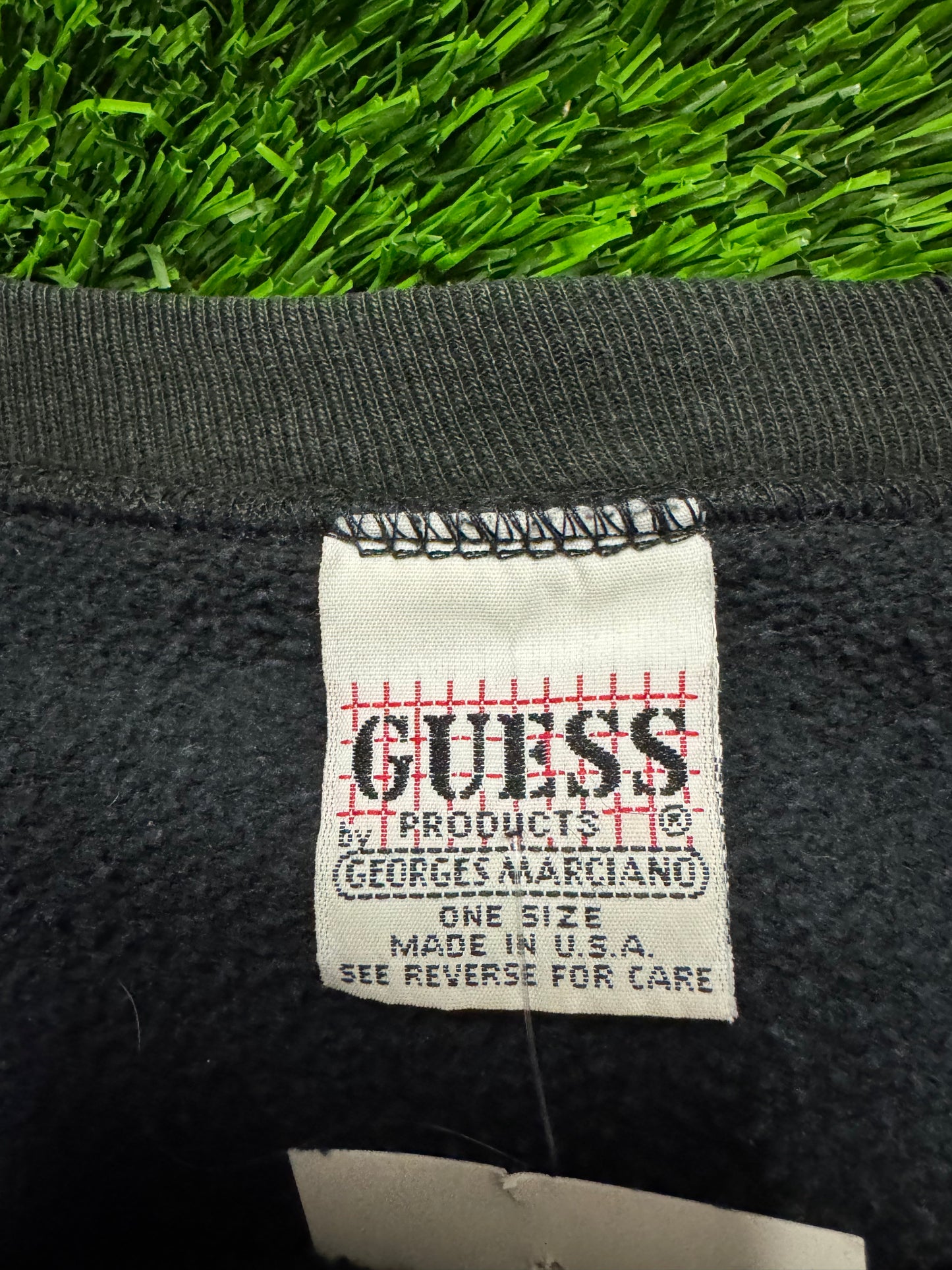 90s USA Guess Jeans Black Embroidered Crewneck (L)