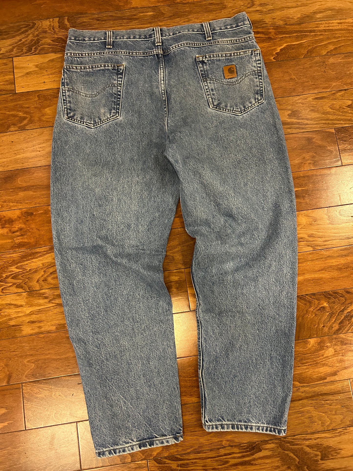 2009 Carhartt Relaxed Fit Faded Blue Jeans (40 x 30)