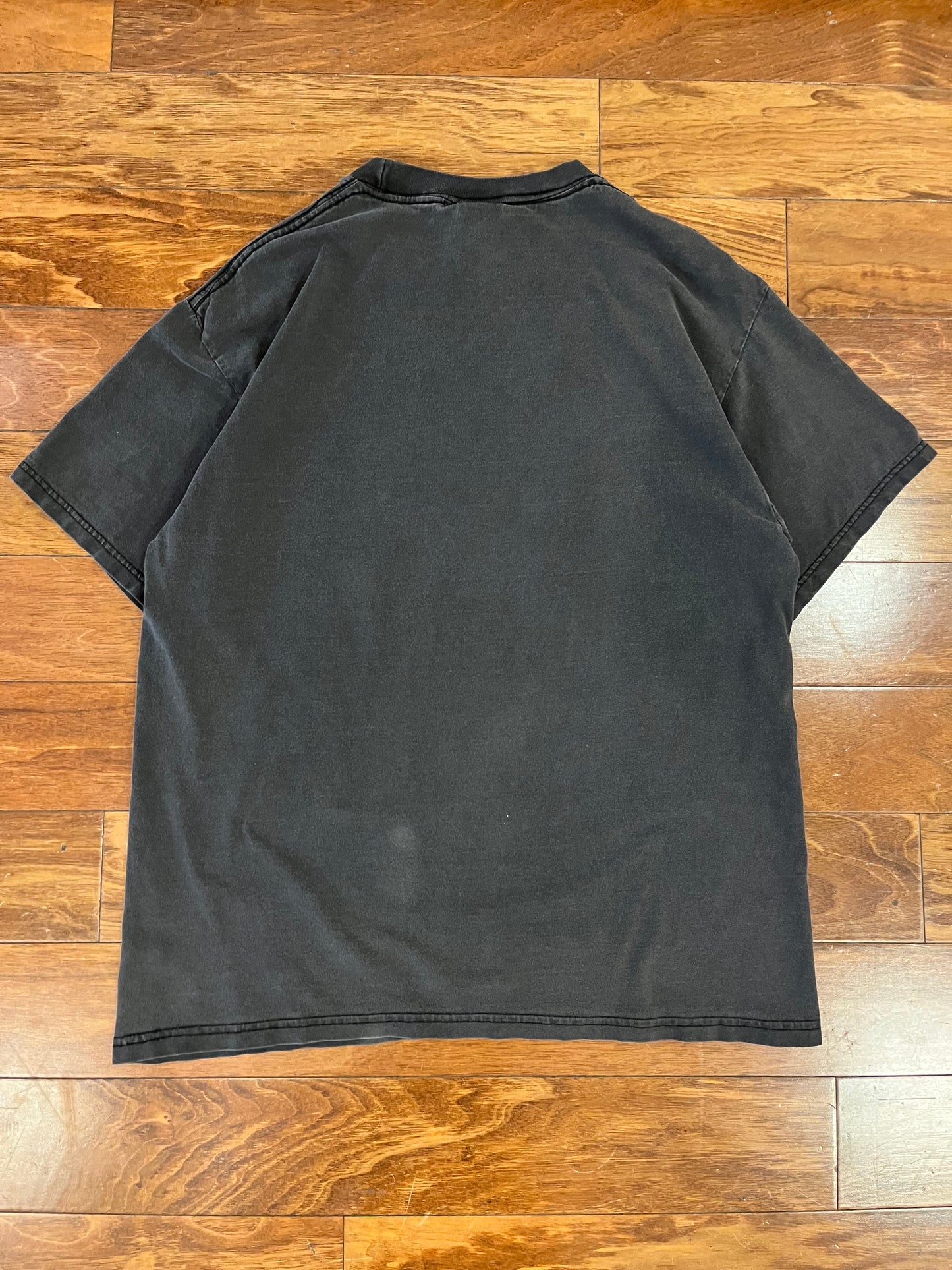90s Parrots Nature Tee (L)