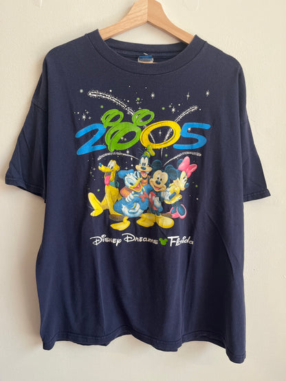 2005 Walt Disney World Florida Mickey & Friends Tee (XL)