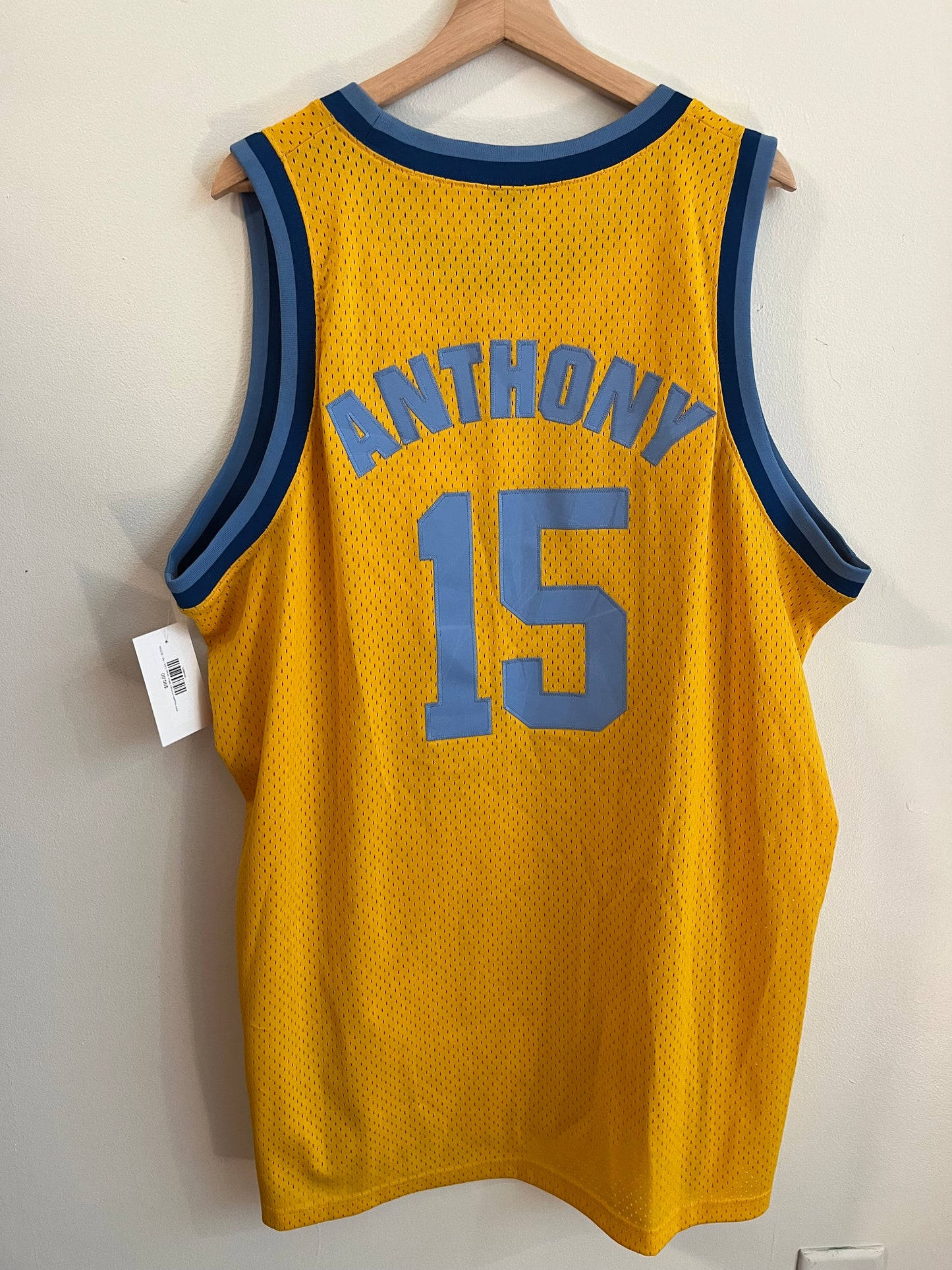 00s Denver Nuggets Carmelo Anthony Yellow Basketball Jersey (XXL)