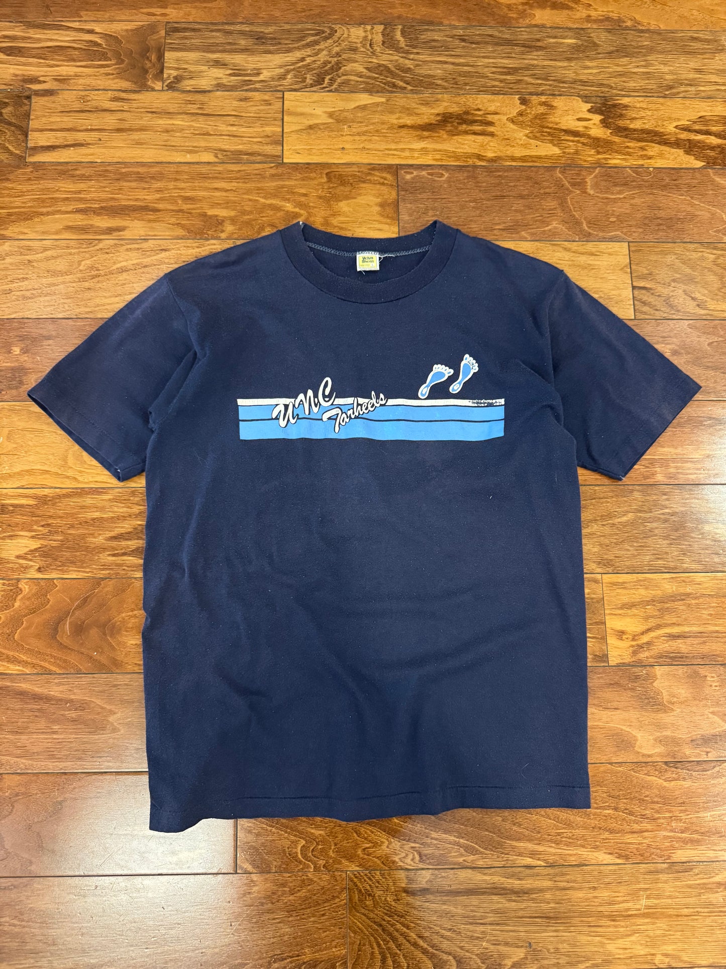 80s UNC Tar Heels Faded Vintage Tee (L)
