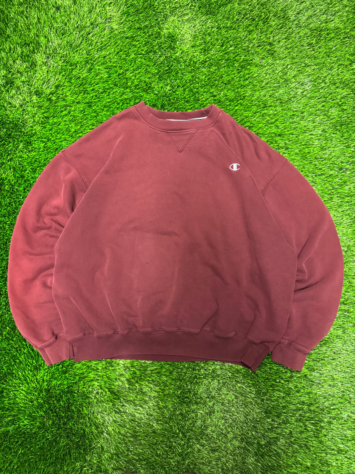 00s Champion Vintage Essential Burgundy Crewneck (XXL)