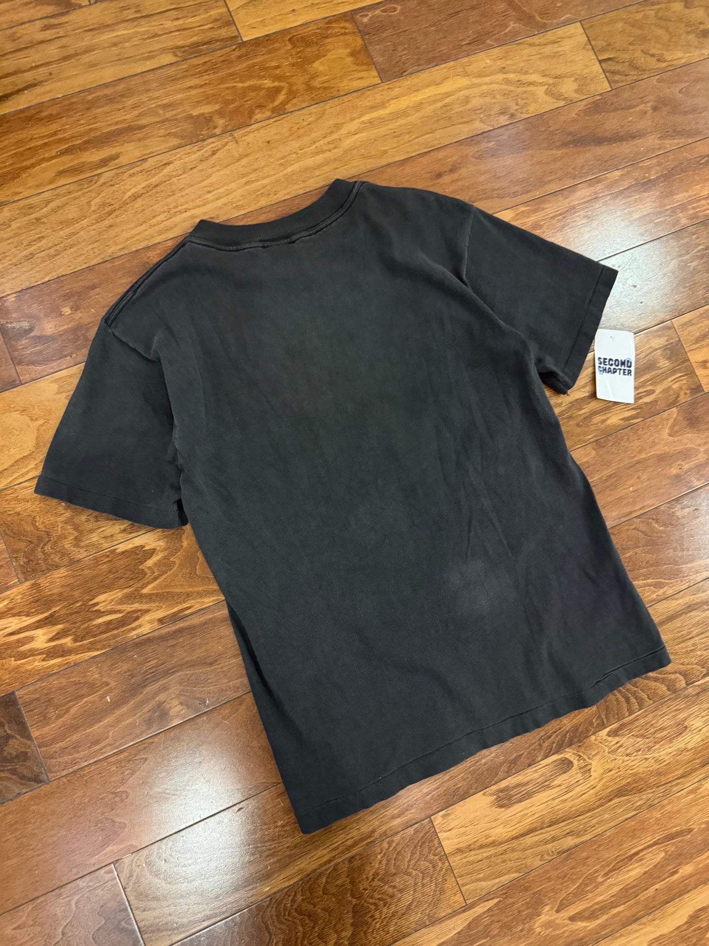 90s Missouri Tigers Basketball Graphic Tee (M)