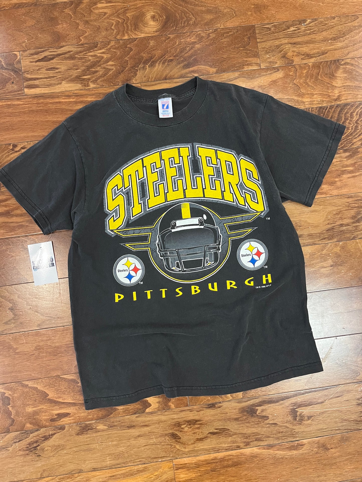 1995 Pittsburgh Steelers Logo 7 Helmet Tee (M)