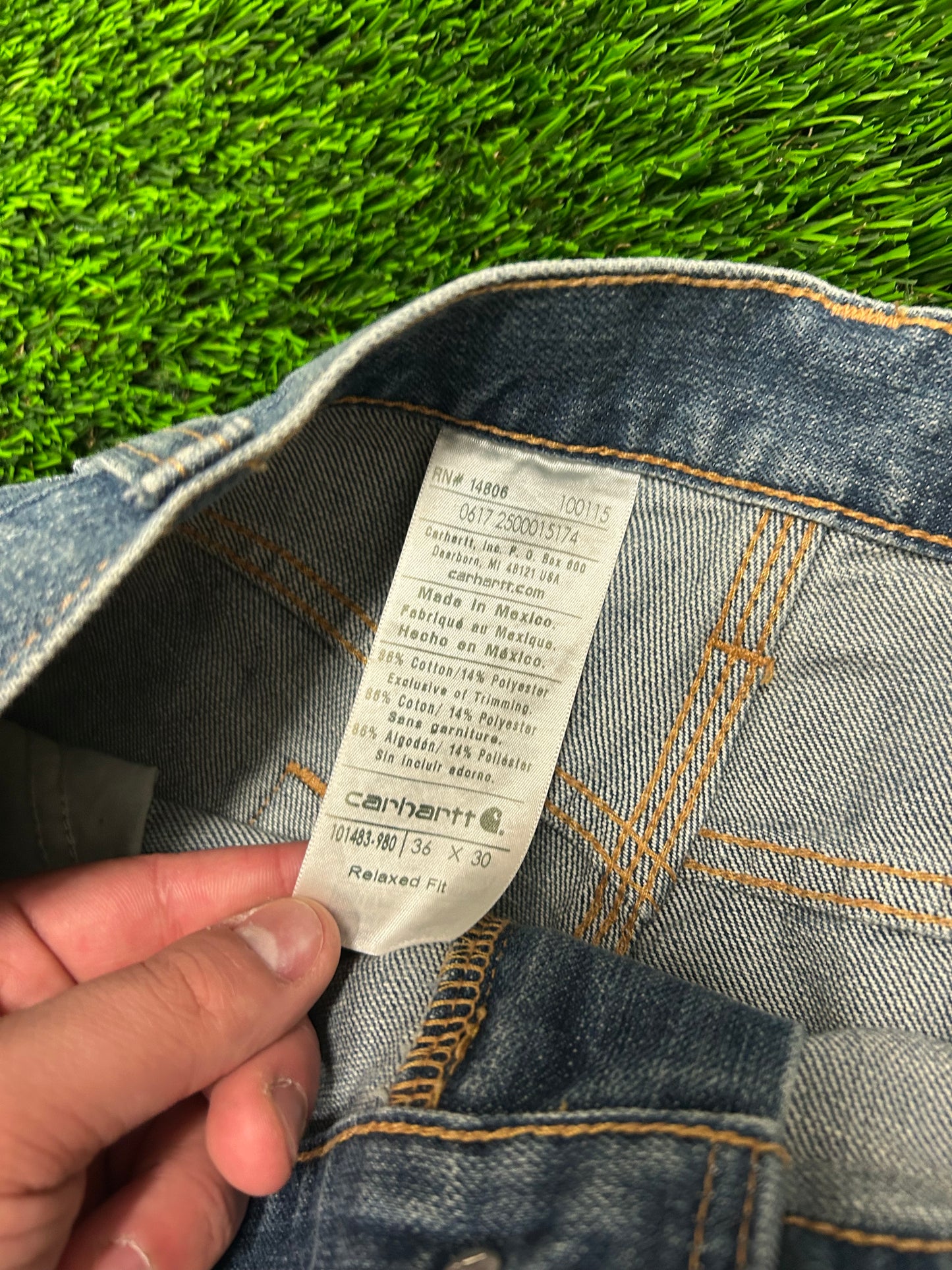 Carhartt Workwear Frayed Cut Off Jean Shorts (36)