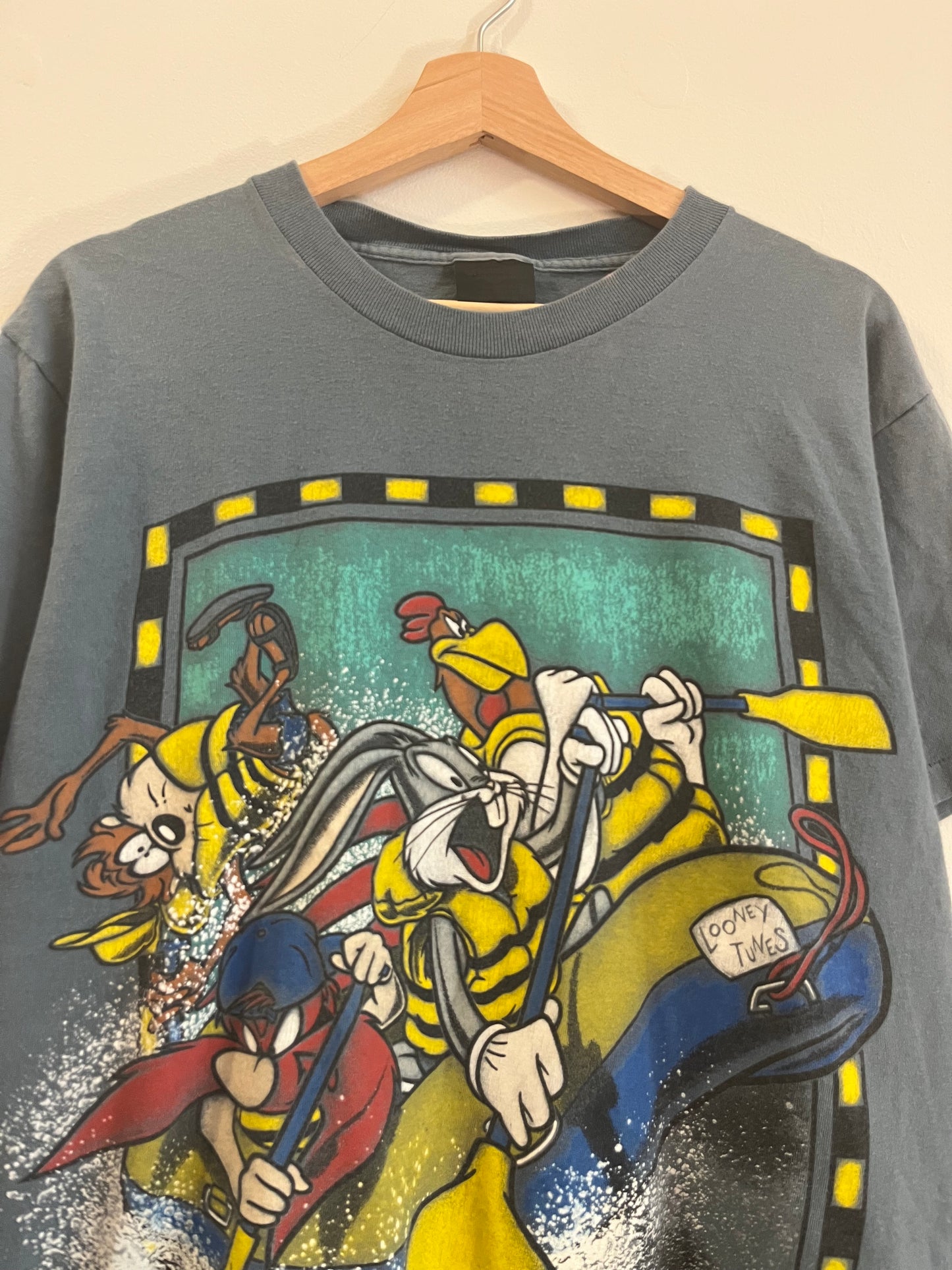 1994 Looney Tunes Bugs and Taz Rafting Tee (L)