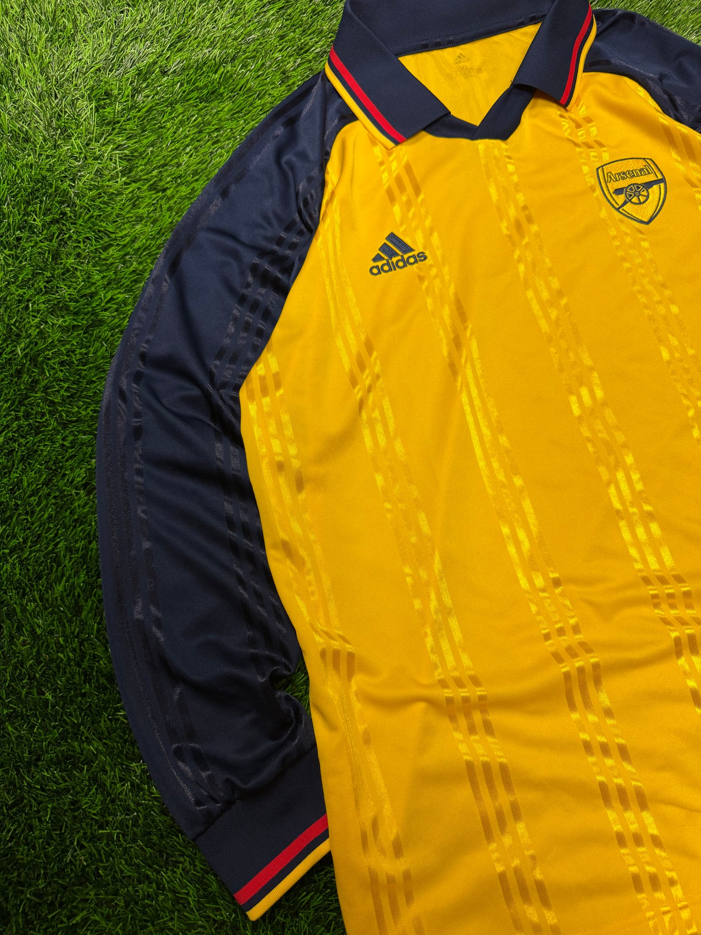 Arsenal Away Long Sleeve Adidas Oversized Jersey 2019-20 Kit (XL)