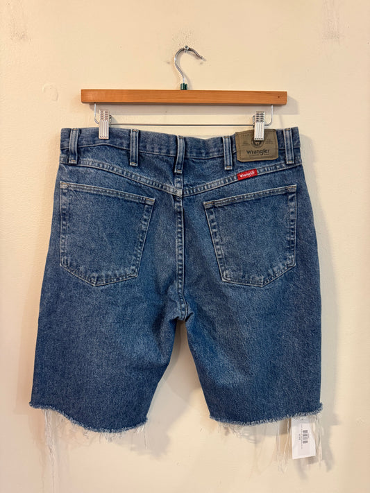 00s Wrangler Dark Blue Shorts (34)