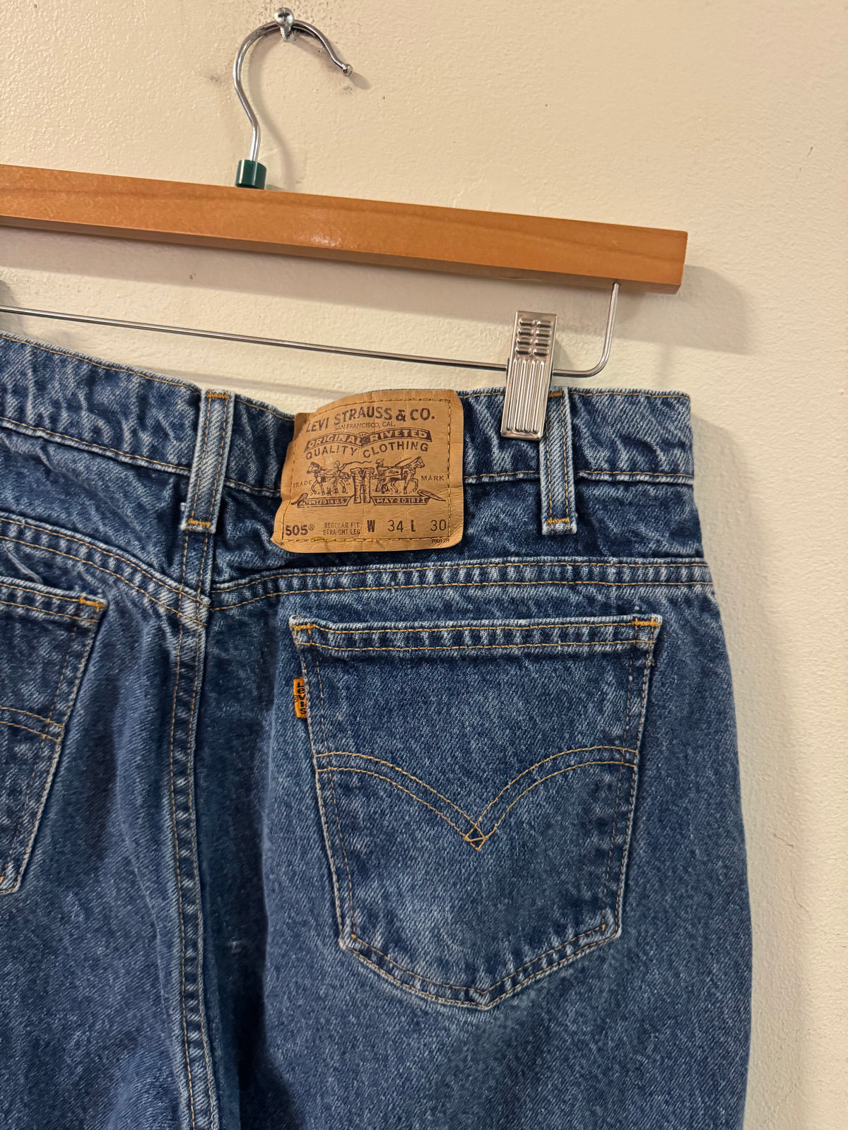 1995 Levi’s 505 Dark Wash Orange Tab Shorts (34)