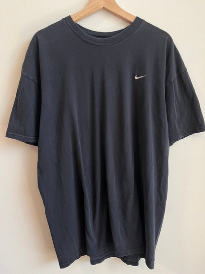 00s Nike Black Essential Tee (XXL)