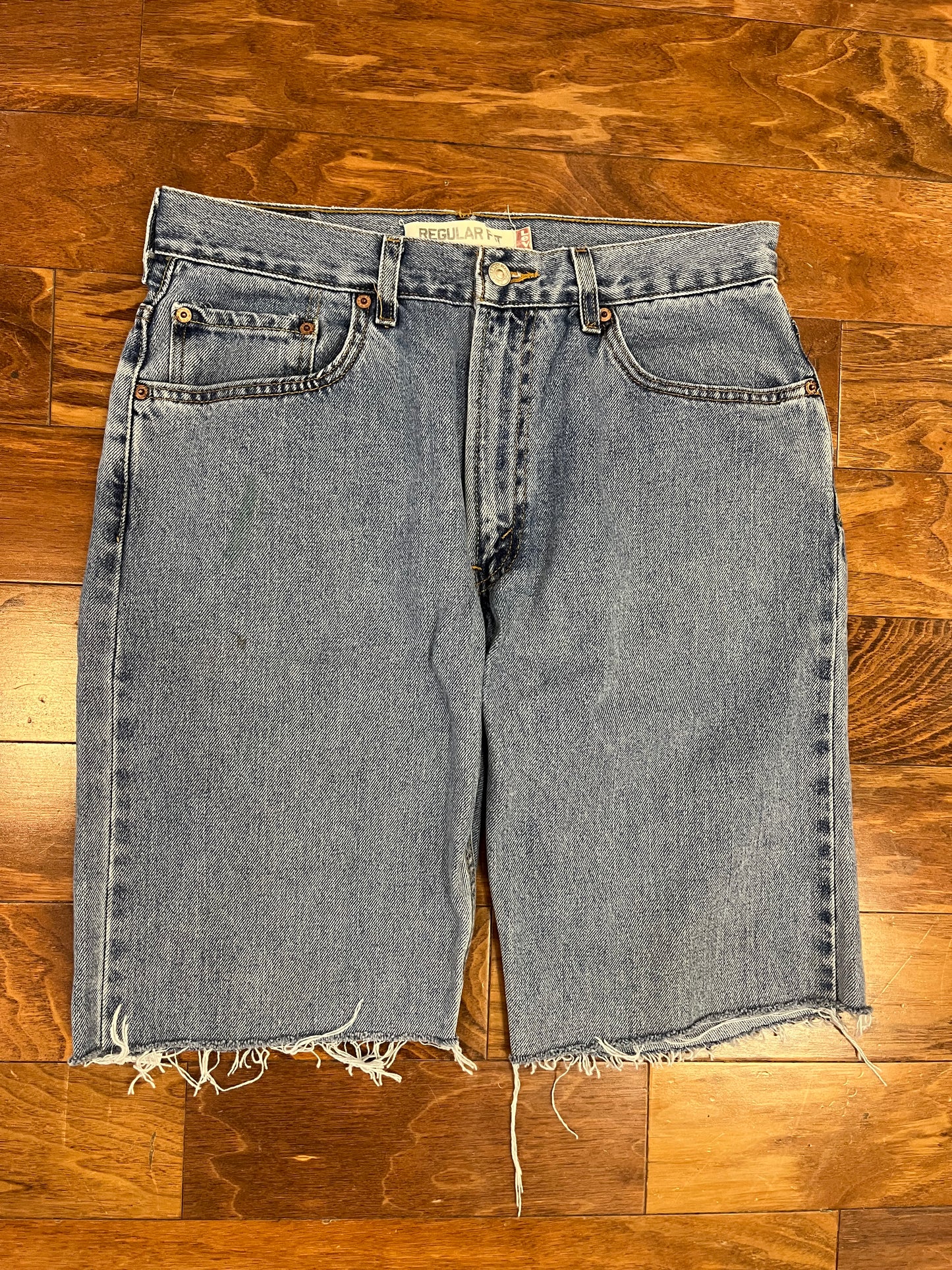 2005 Levi's 505 Jean Shorts (34)