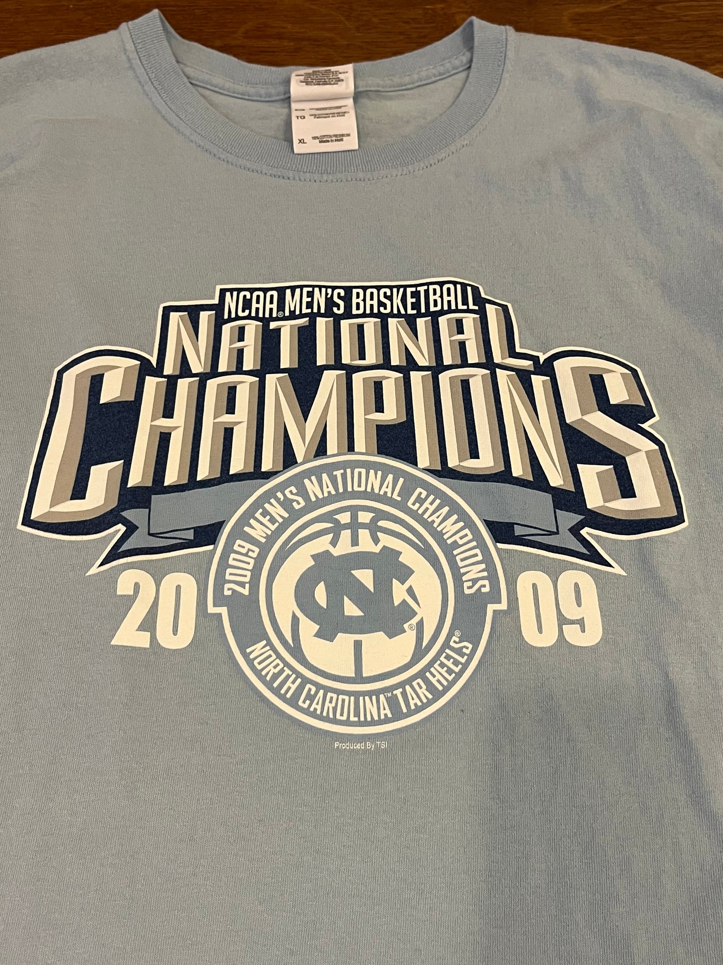 2009 UNC Men's Basketball National Champs Tee (XL)
