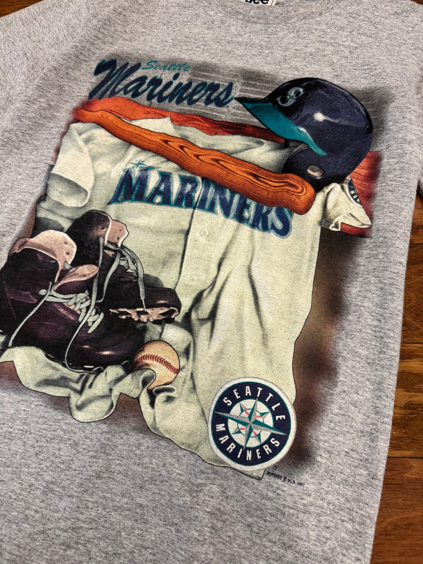 1997 Seattle Mariners Locker Room Graphic Tee (M)