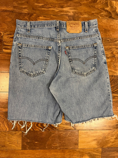 2001 Levi's 560 Mid Wash Shorts (34)