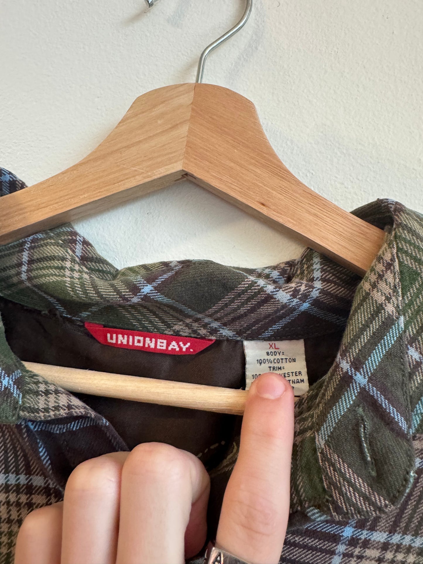 00s Union Bay Essential Earth Toned Green Flannel (XL)