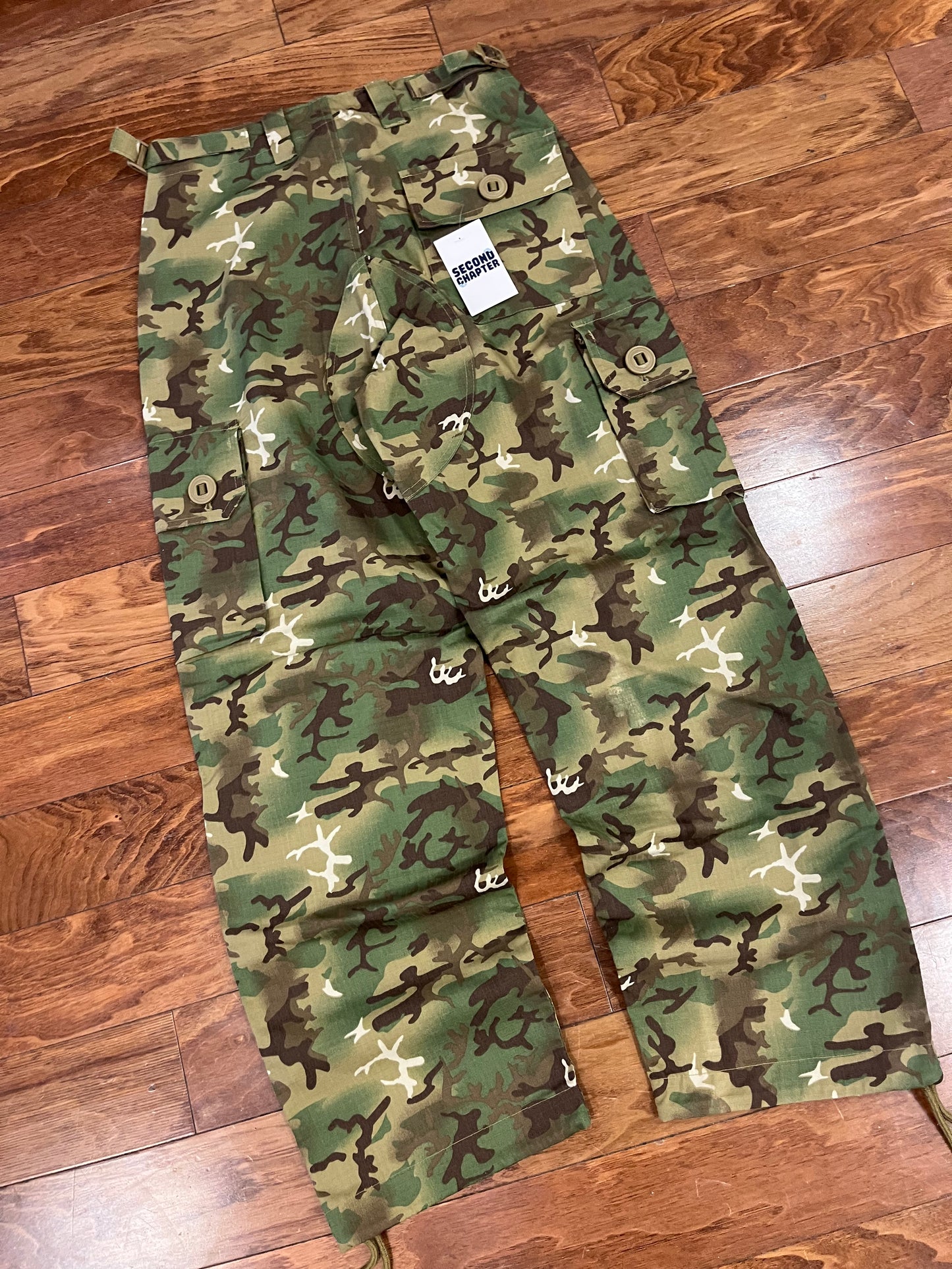 00s Mil-Tec Miltary Camo Cargo Pants (31x30)