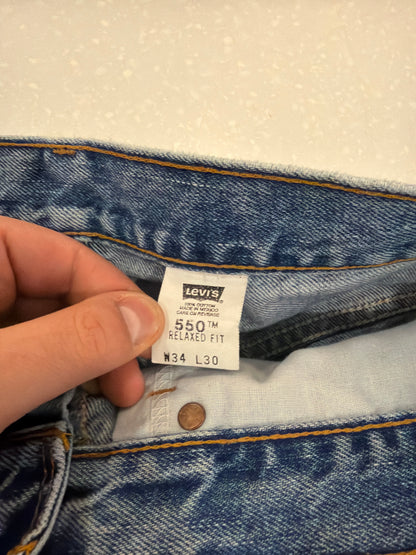 2001 Levi’s 550 Blue Shorts (34)