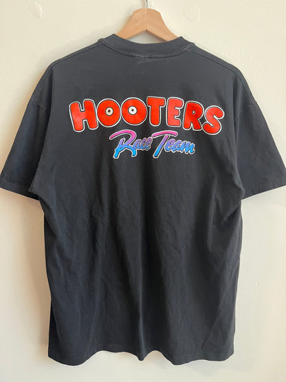 00s Alan Kulwicki Hooters Racing Team Tee (XL)
