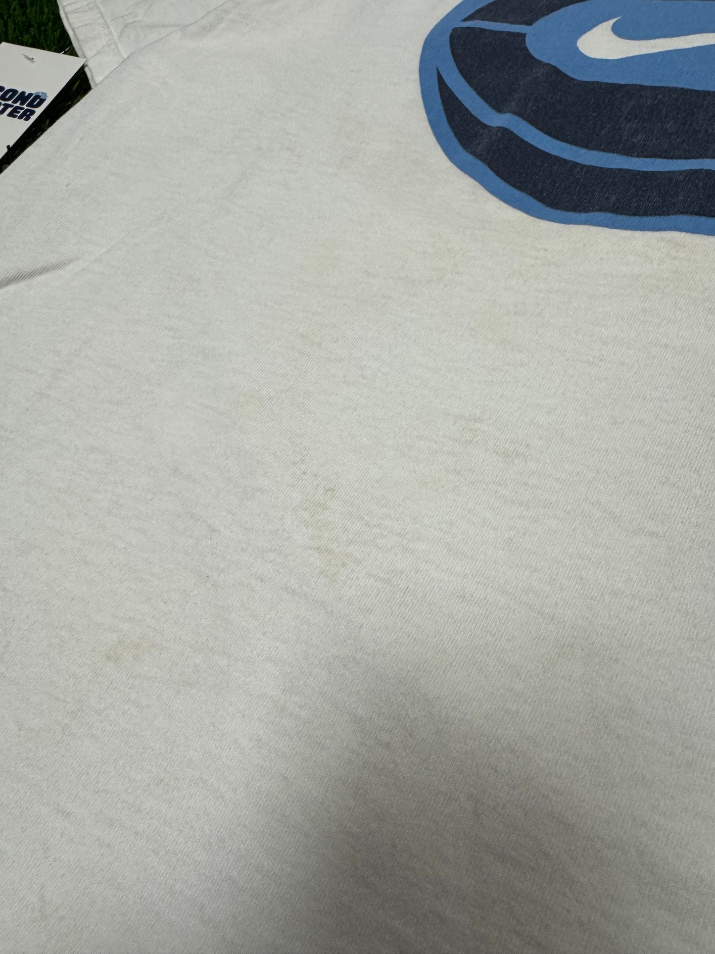 90s Team Nike UNC Colorway Basketball Center Swoosh Boxy Tee (M)