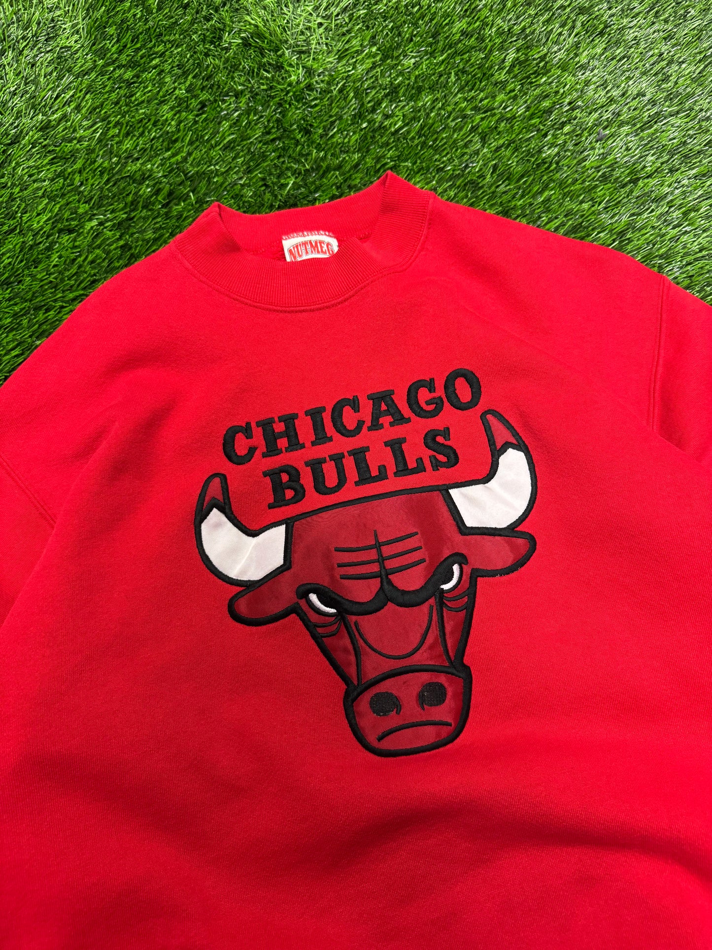 90s Chicago Bulls  Embroidered Logo Nutmeg Vintage Crewneck (L)